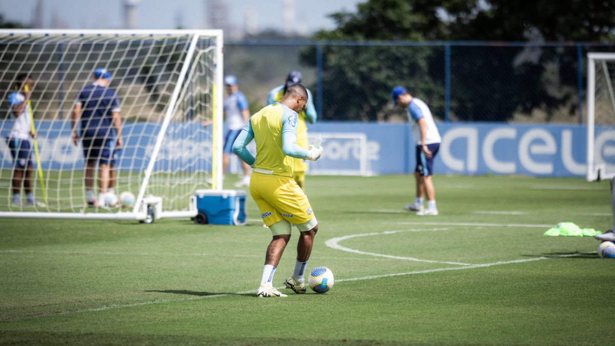 Em Crise Clube Da S Rie A Tem Interesse Em Jovem Goleiro Do Bahia Diz