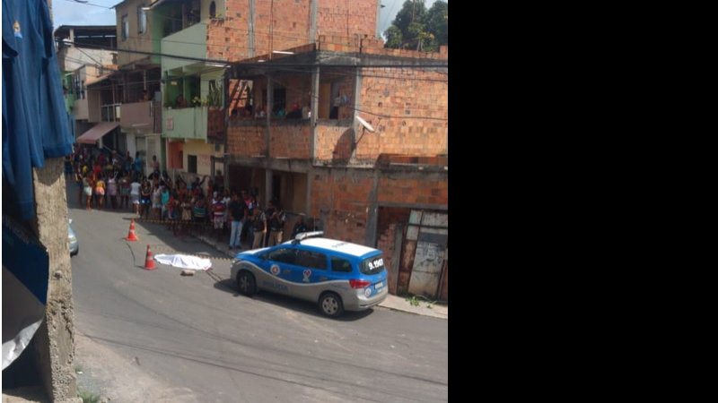 Homem Morto A Tiros E Pedradas Ap S Partida De Futebol No Sub Rbio