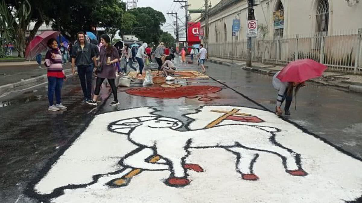 Corpus Christi é feriado ou ponto facultativo Entenda