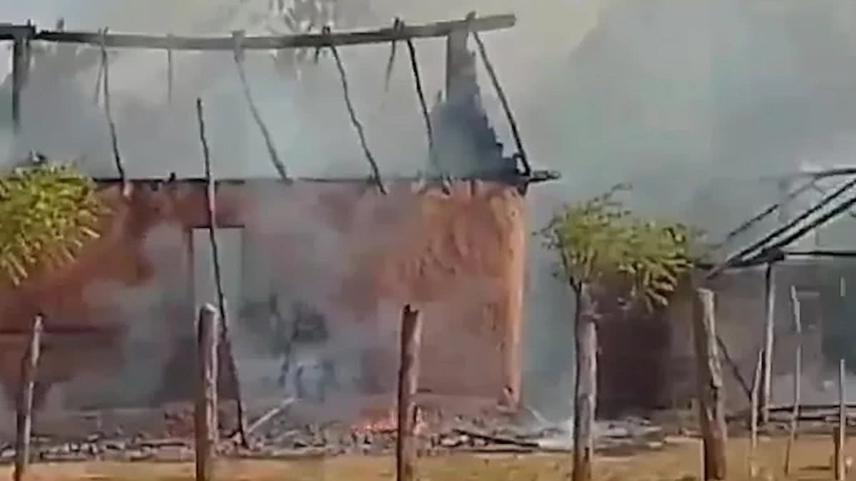 VÍDEO Homem incendeia casa do vizinho após discussão