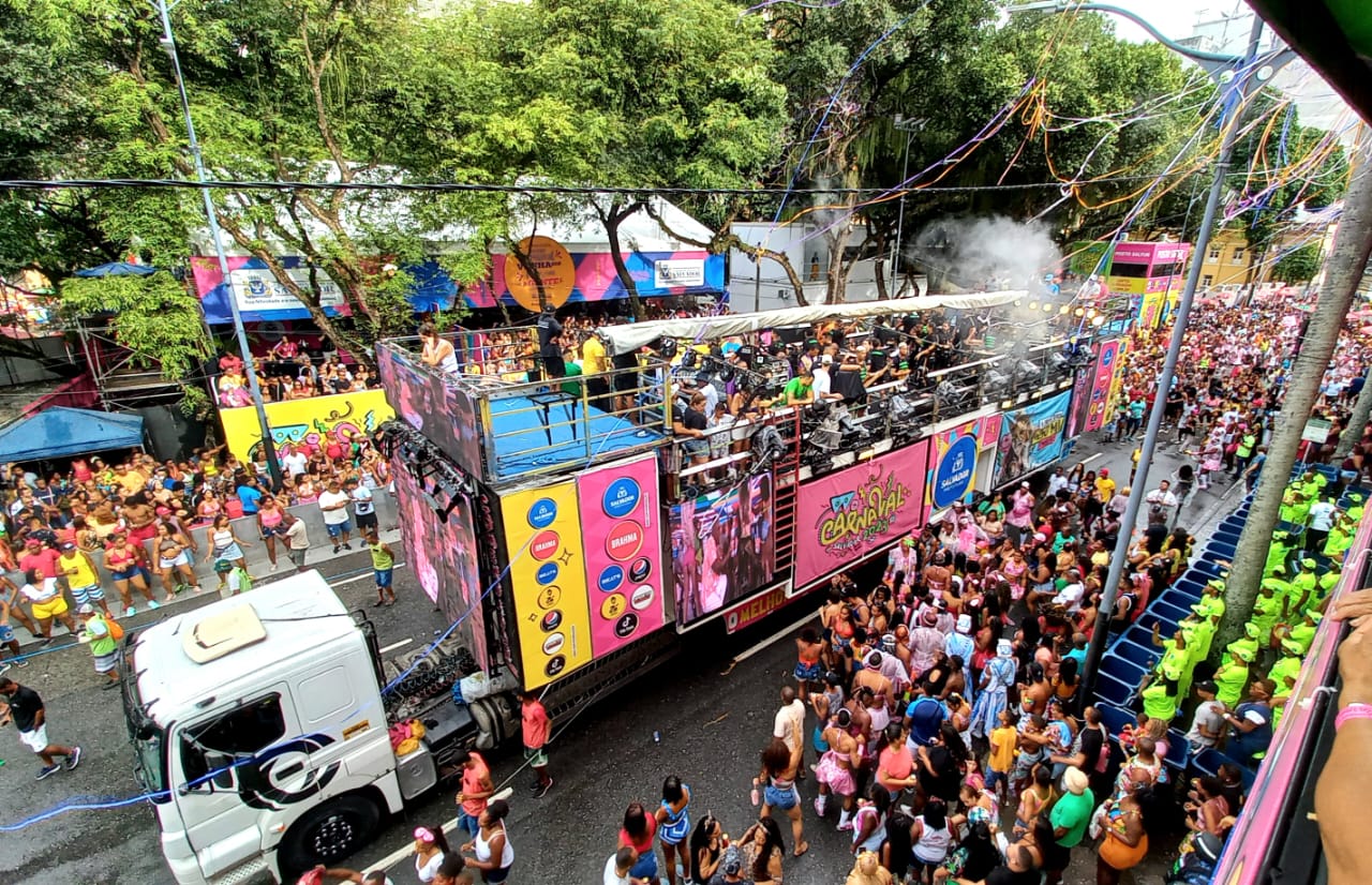 Bnews Folia Escandurras Puxa Pipoca Morna No Campo Grande Veja