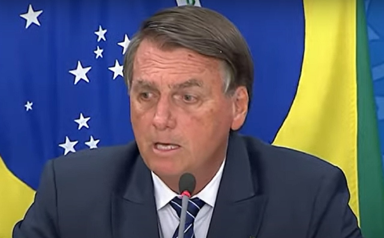 Bolsonaro Ironiza Ataque De Ator Que Faz Hulk No Cinema AHGFRR