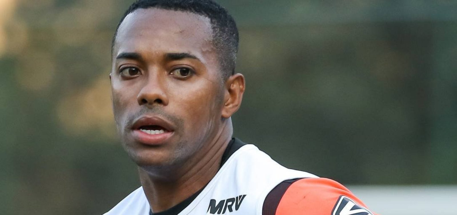 Robinho Segue Para Penitenci Ria Ap S Passar Por Audi Ncia De Cust Dia