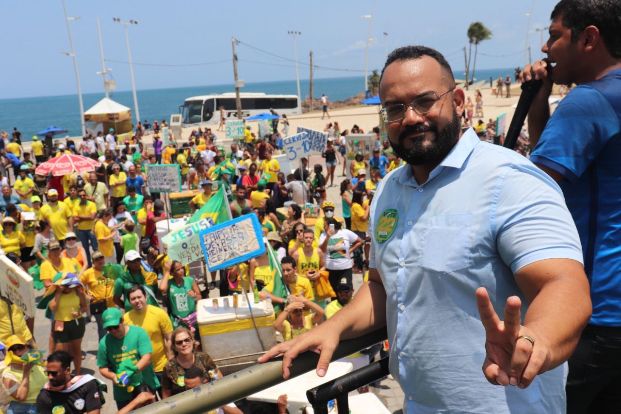 Deputado eleito que acionou Ana Coelho na Justiça fala sobre estratégia