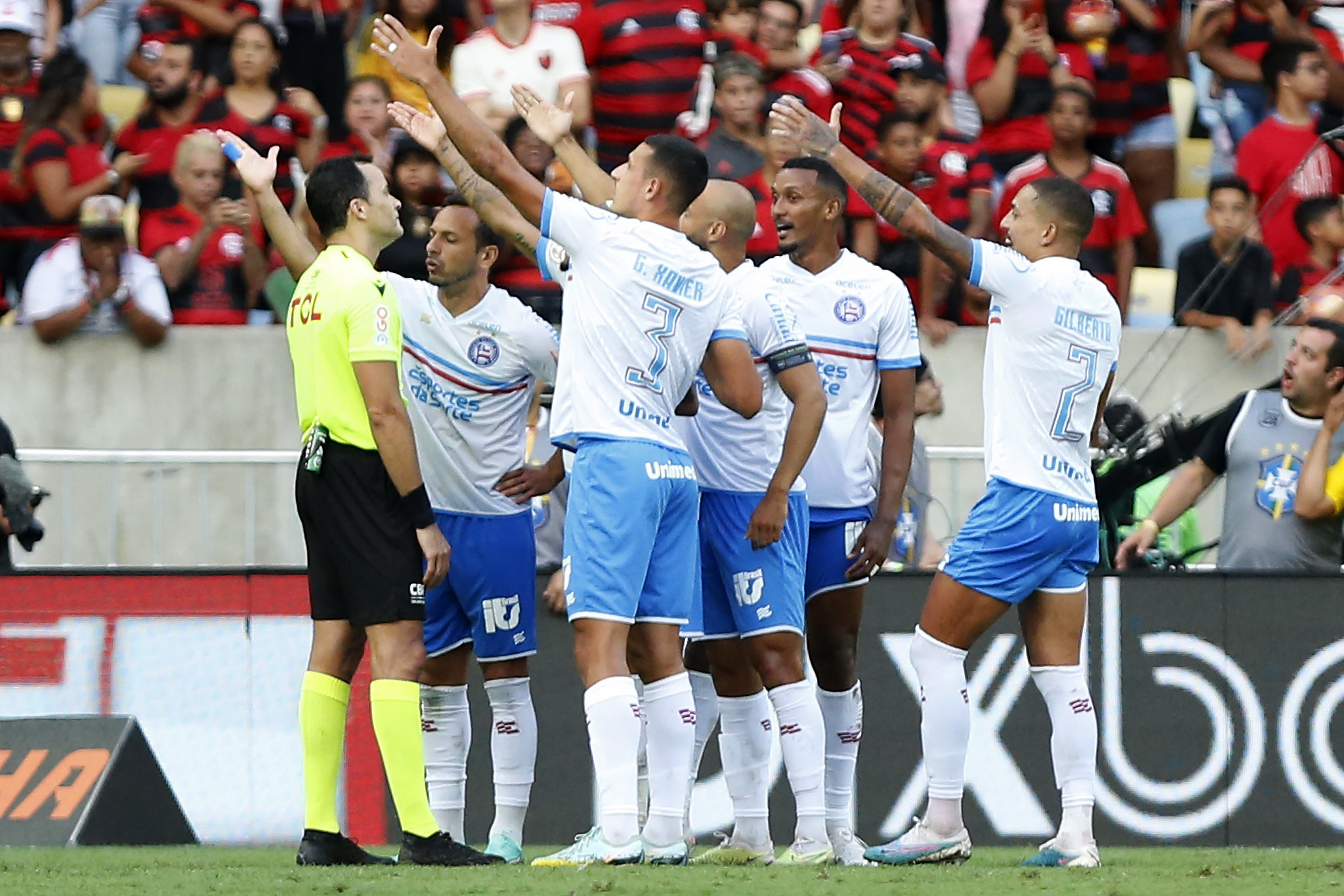 Chances de rebaixamento do Bahia aumentam após derrota para o Flamengo