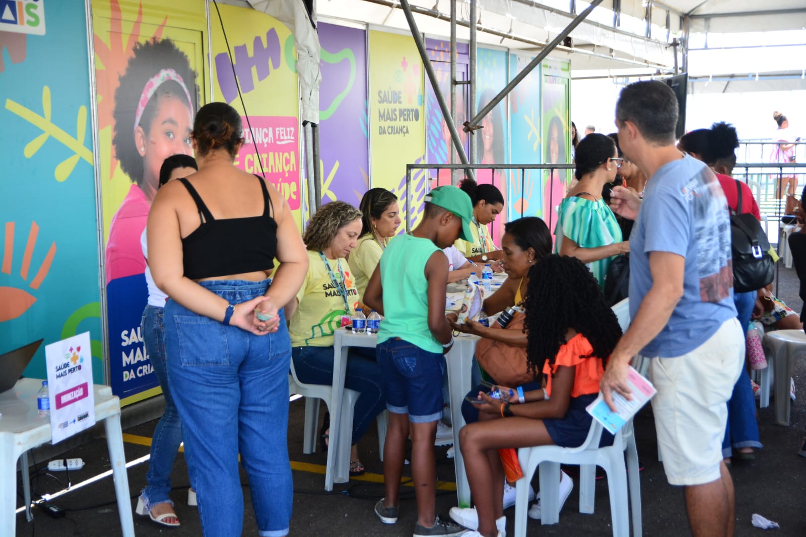 Feira estadual de Saúde atende crianças e adolescentes em Salvador