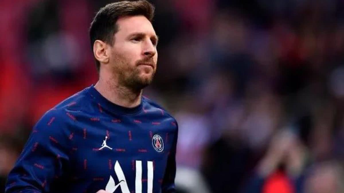 Messi vai deixar o PSG ao fim da temporada, afirma rádio francesa