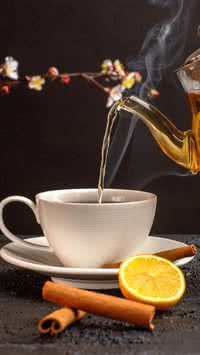 Descubra como o chá ajuda a sustentar a disposição de forma mais equilibrada do que o café