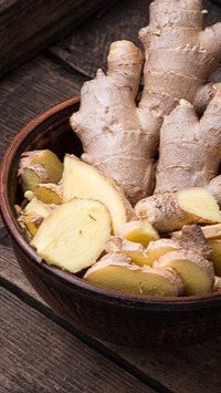 Veja duas maneiras simples de plantar gengibre em vasos e recipientes pequenos