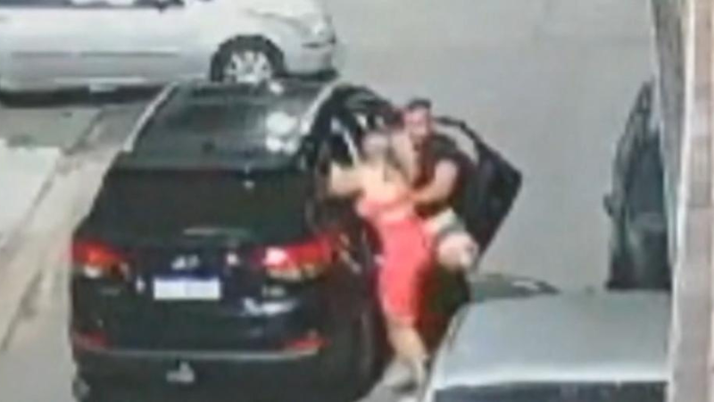 VÍDEO PM agride esposa com socos no rosto e a mata a tiros após discussão