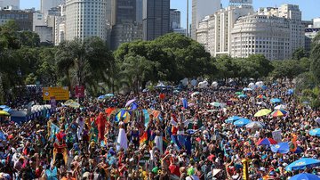 Apesar de cancelar Carnaval de rua, Rio de Janeiro terá desfiles