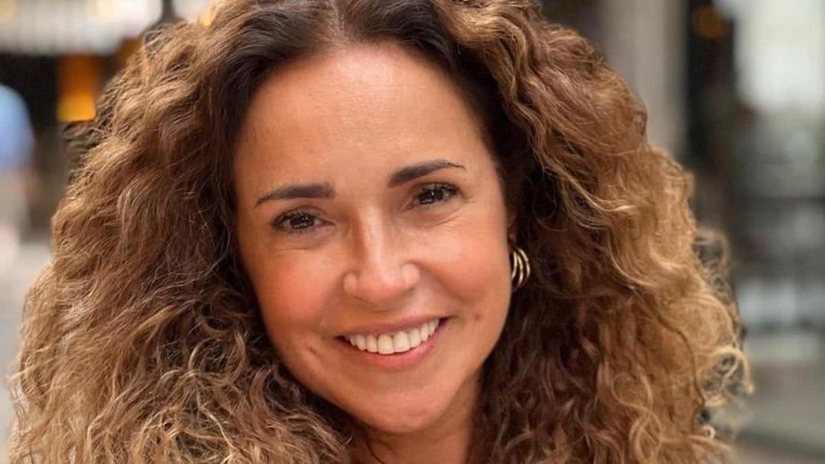 VÍdeo Daniela Mercury Estreia No Carnaval Do Rio De Janeiro E Agita Foliões 