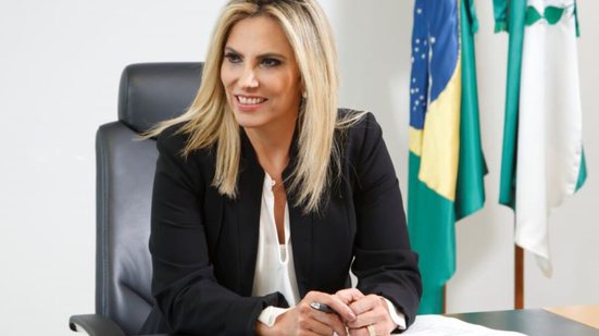 Imagem Ex-governadora do Paraná que trabalhou por oito meses pede aposentadoria vitalícia