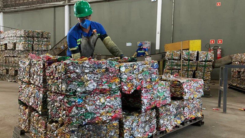 Divulgação / Recicla Latas