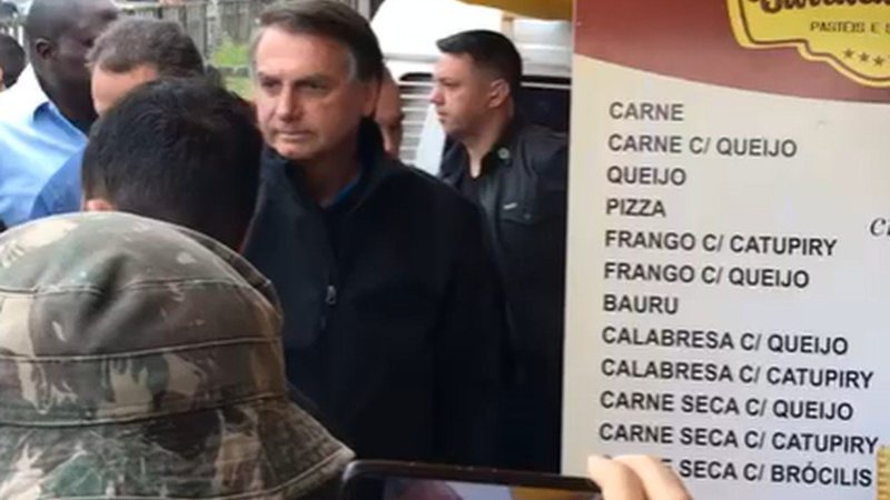 Bolsonaro é Multado Novamente Por Não Usar Máscara Facial 