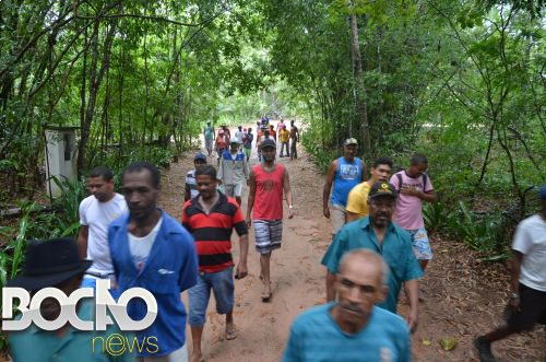 Imagem Mata de São João: prefeitura é acusada de derrubar casas e clima é tenso