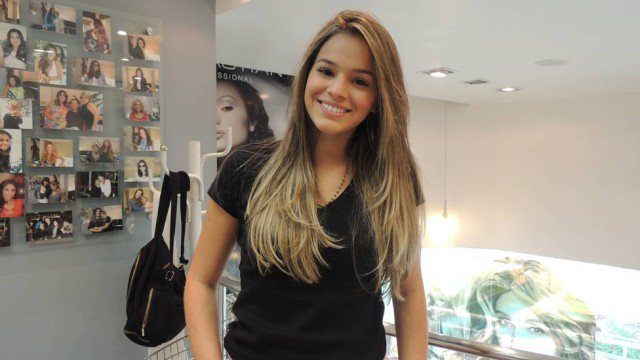 Imagem Bruna Marquezine muda o visual e pinta o cabelo de louro