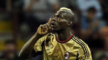 Imagem Jogador polêmico: Balotelli nega ter vendido drogas