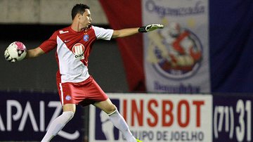 Imagem Titular contra o Goiás, Omar pede atenção especial a Waltter