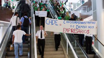 Imagem Trabalhadores do setor aéreo decidem nesta quinta-feira se irão parar