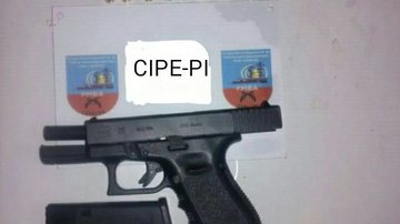 Imagem Polícia prende John Lenon com pistola 380 em Dias Dávila