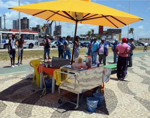 Imagem Produtores de água, gelo e picolé são fiscalizados para o Carnaval