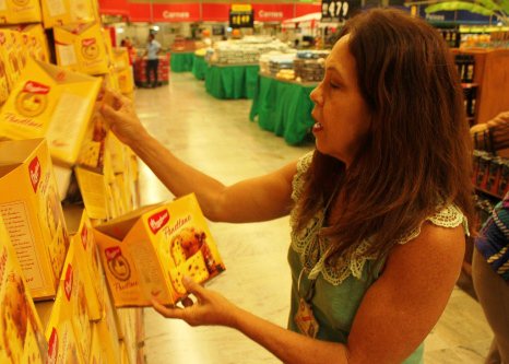 Imagem Supermercado Todo Dia é autuado durante fiscalização de produtos natalinos 