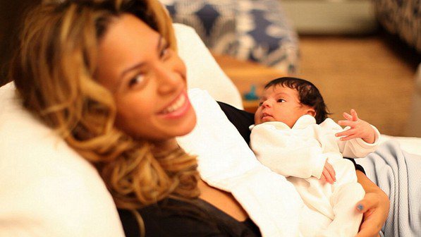 Imagem Beyoncé publica foto da filha