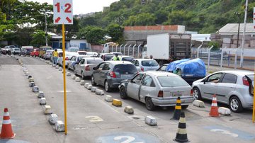 Imagem Tumulto no ferry: &quot;Não há embarcações&quot;, diz usuária