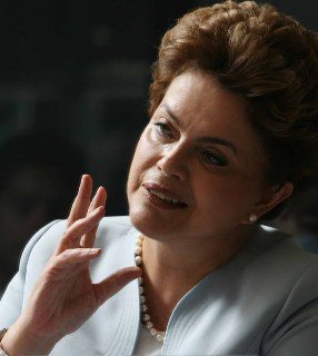 Imagem Dilma quer melhorar aeroportos do país