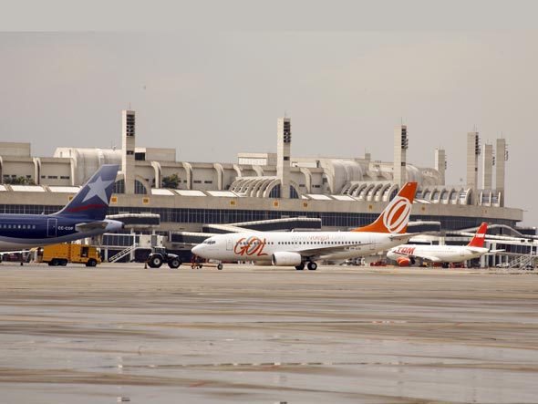 Imagem Aeroportos terão novas tarifas de embarque