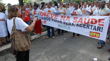 Imagem Em greve, médicos fazem passeata à tarde no centro de Salvador