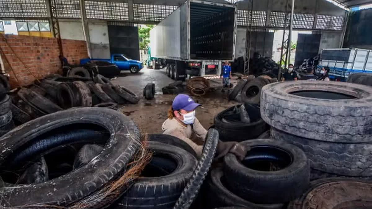 Junho Verde Escolhido Para Ser Sede Da Cop Par Tem Problemas Com Lix O De Pneus