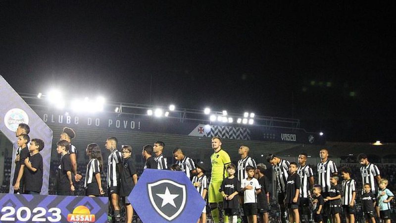 Botafogo vai jogar contra o Grêmio em São Januário