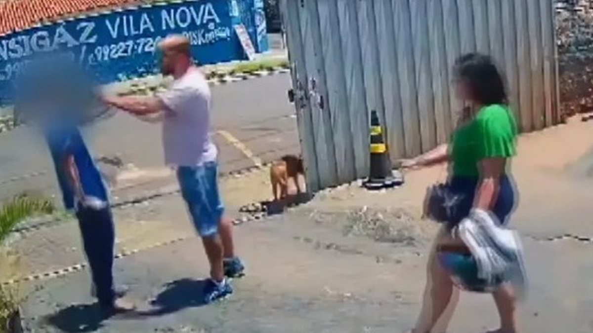 VÍdeo Adolescente é Agredido Por Pai Após Acionar Justiça Por Pensão Alimentícia 