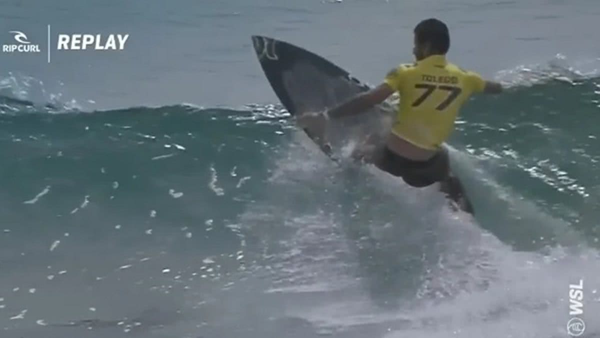 Filipe Toledo é o campeão mundial de surfe de 2022