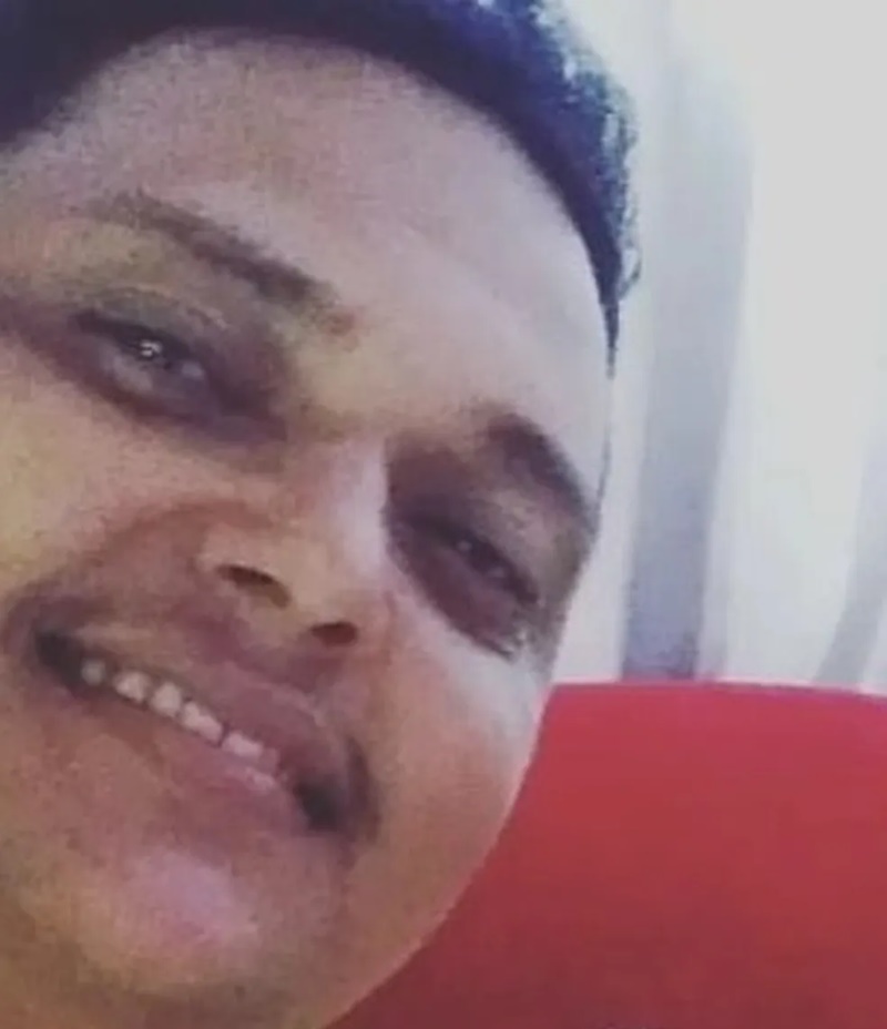 O segurança morreu atingido por 12 tiros dentro de supermercado