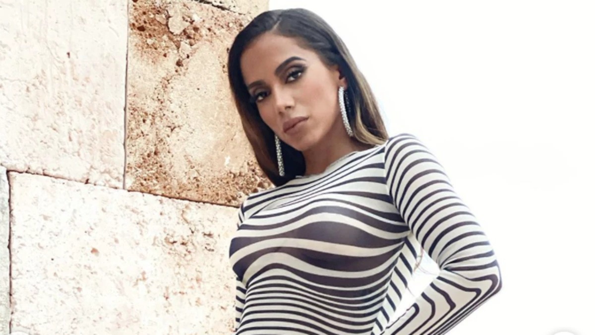 Jejum Sexual Anitta Passa Por Perrengue Após Cirurgia Entenda 5861