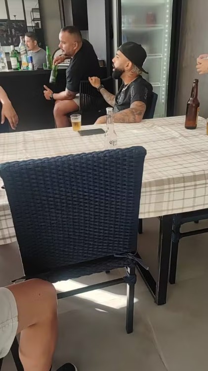 Foto reacendeu expectativa de torcedores do Corinthians com a contratação de Gabigol. Foto: Reprodução/Redes Sociais