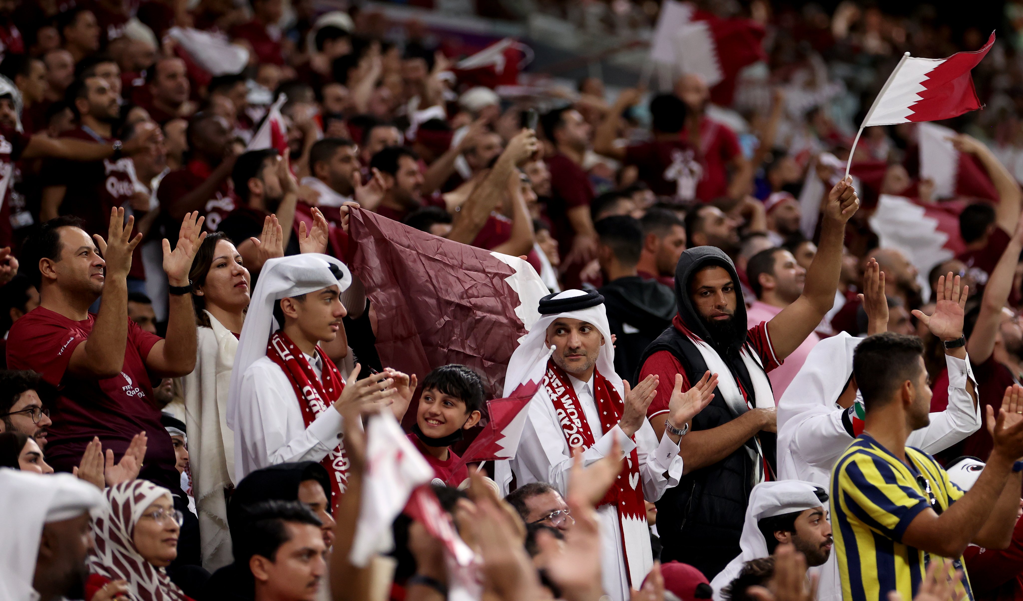 Copa do Mundo 2022: Qatar é primeiro anfitrião a perder na estreia